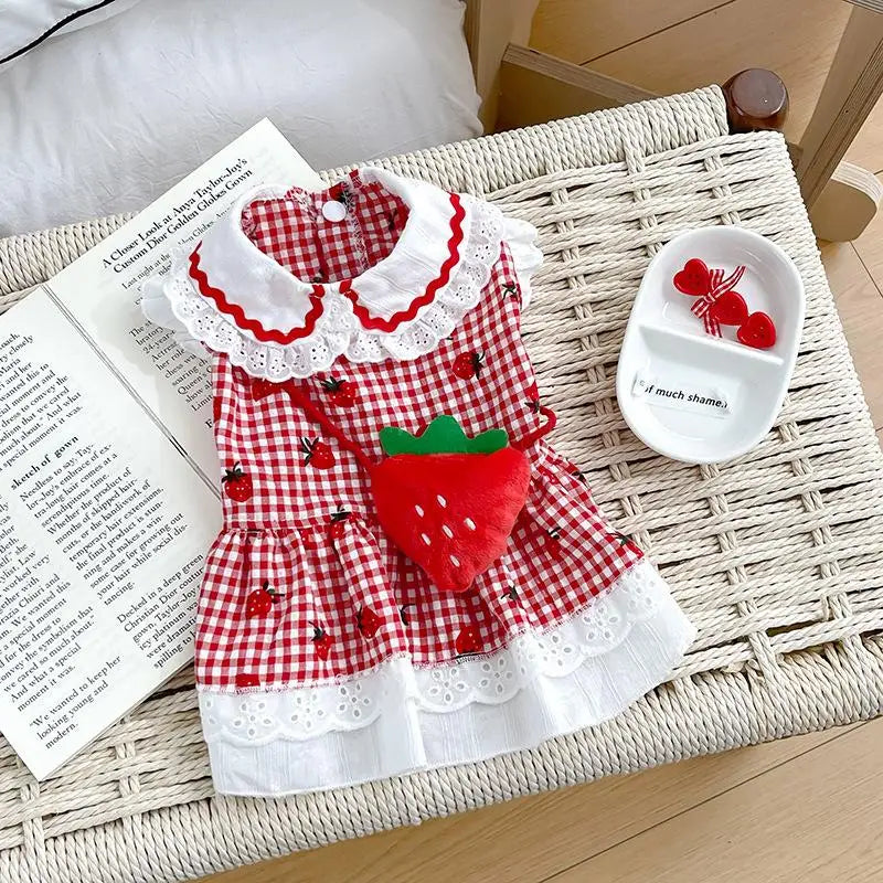 Kawaii INS Wind Pet Summer Spring Strawberry Pattern Dress Cute Plaid Kittens Puppy Tank Top Dress Clothing Pet Supply Clothes