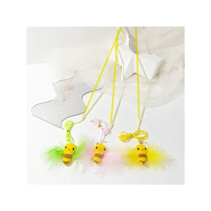 1Pcs Random Color Cat Teaser Wand Funny Fake Feather Little Bee Design Kitten Teasing Stick Cat Wand Interactive Pet Toy