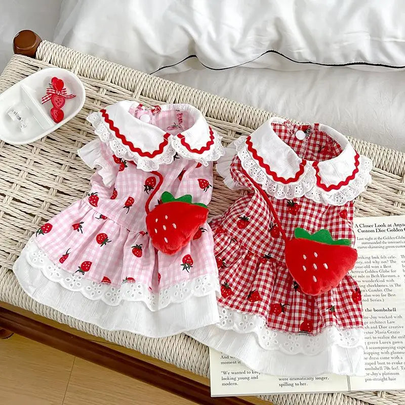 Kawaii INS Wind Pet Summer Spring Strawberry Pattern Dress Cute Plaid Kittens Puppy Tank Top Dress Clothing Pet Supply Clothes